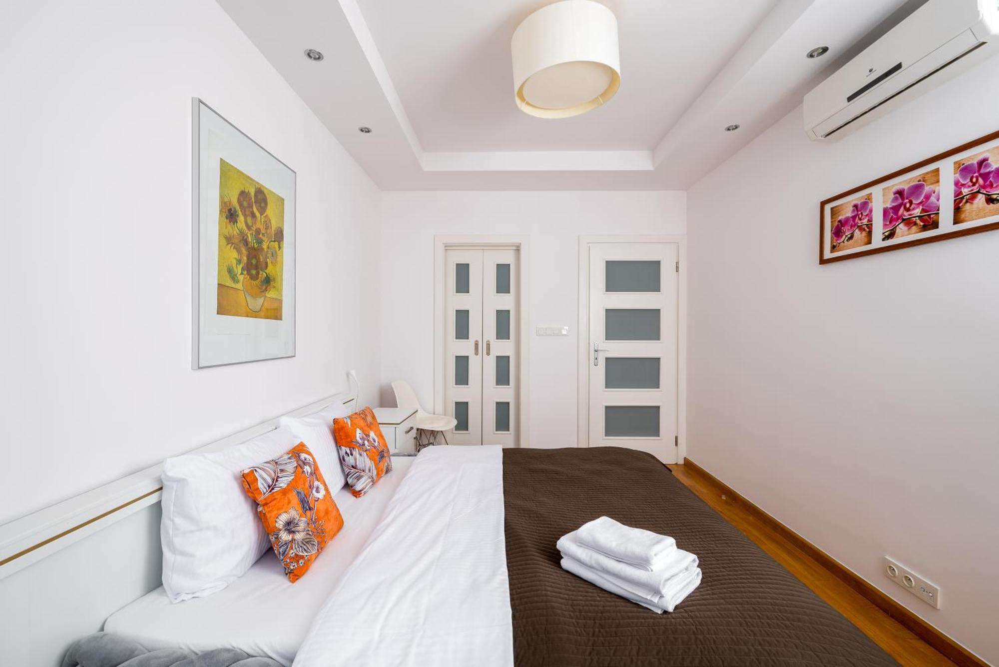 Strzelcow 2-bedroom Apartment